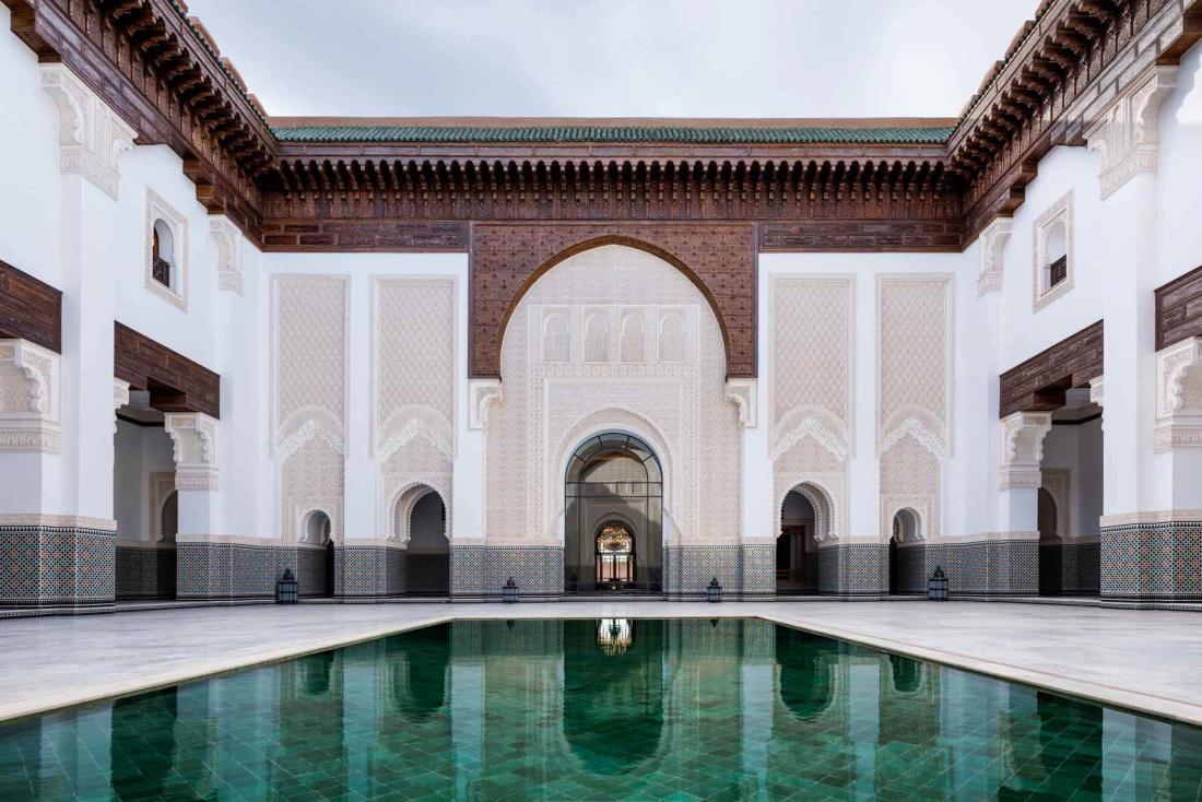 Le style traditionnel marocain-andalou s’inspire des grands palaces du XIVe siècle de la dynastie Merenid