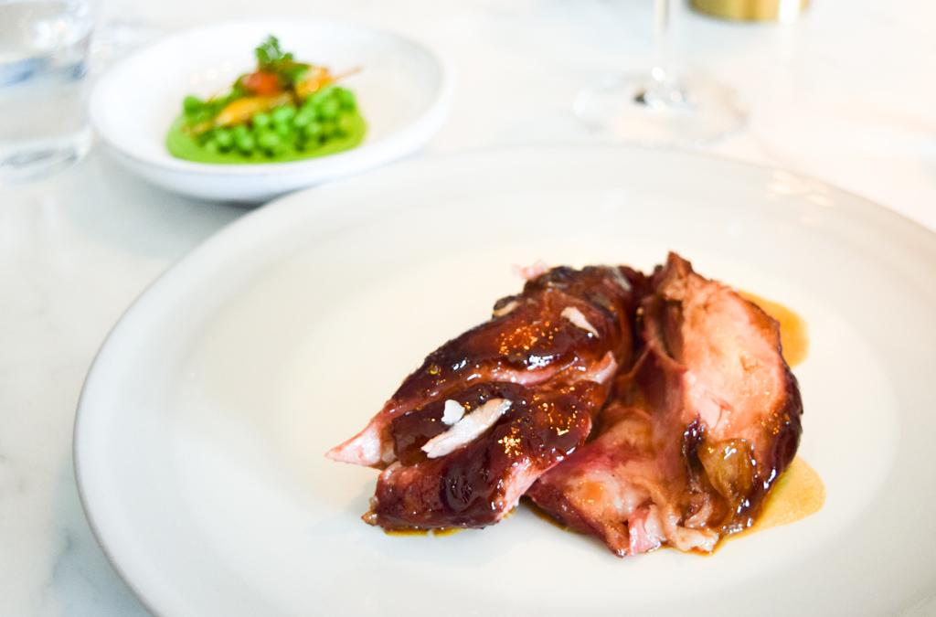 Le veau servi dans la Pop Up Suite Dom Pérignon, ou quand haute gastronomie rime avec simplicité et pureté