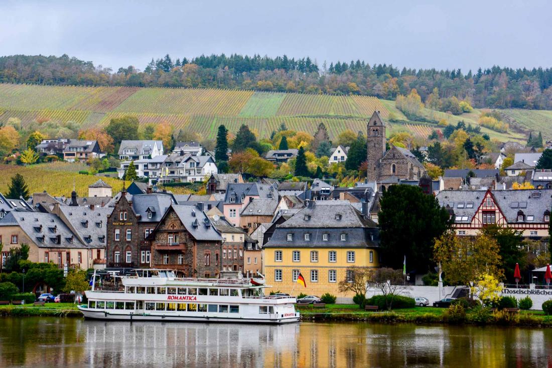 Le village touristique de Traben Trarbach, à 20 minutes du Schloss Lieser.