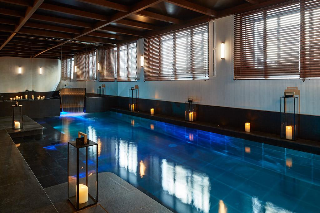 Enfin, comme son nom l’indique, le Roch Hôtel & Spa offre à ses hôtes un espace bien-être avec spa et piscine