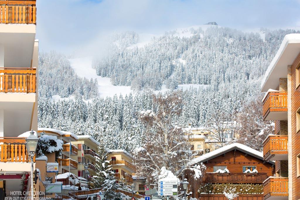 Chetzeron est situé sur les hauteurs de la célèbre station suisse de Crans-Montana