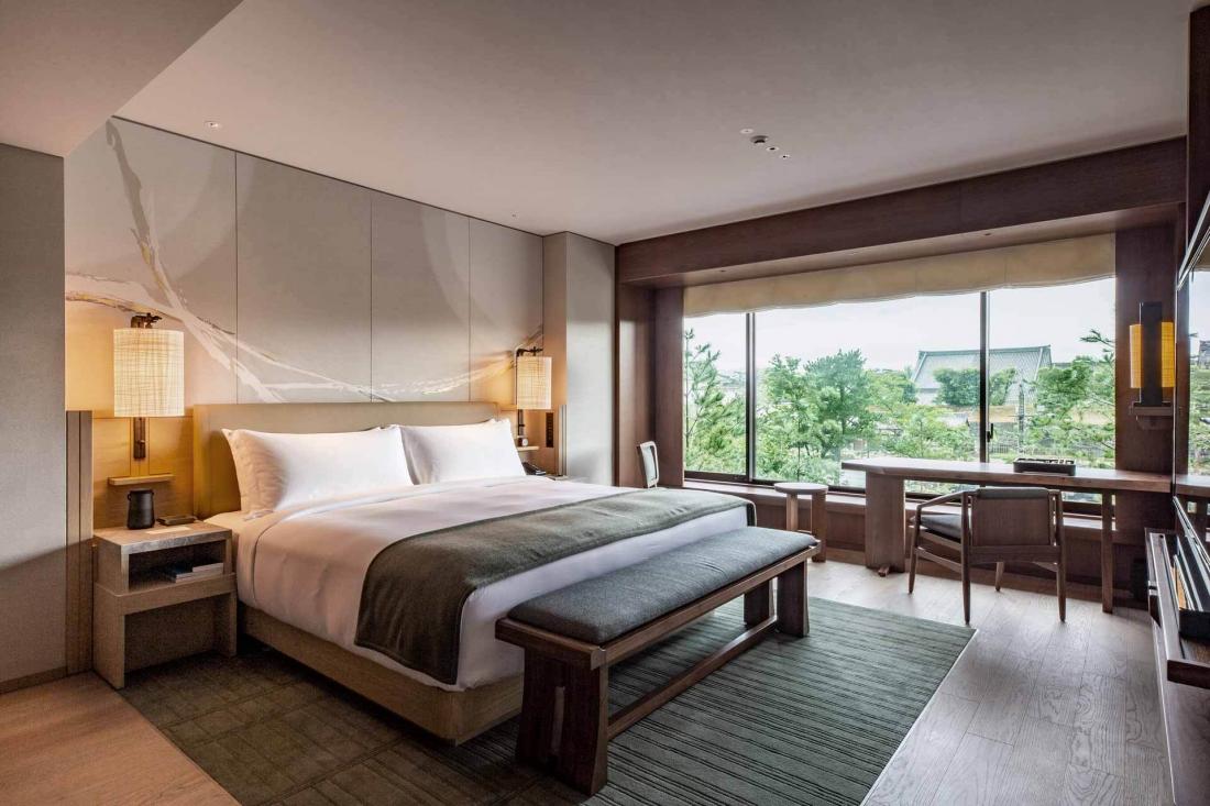 Les chambres sont conçues comme des réinterprétations du salon de thé japonais