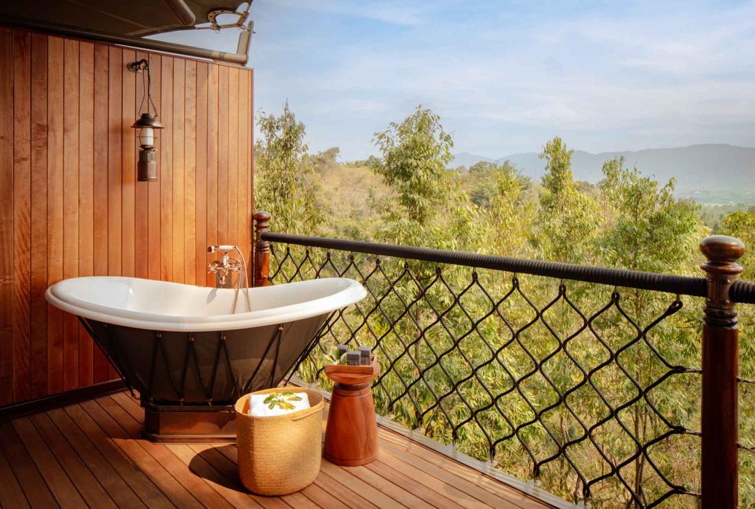 Prendre votre bain en extérieur, ça vous dit ? 