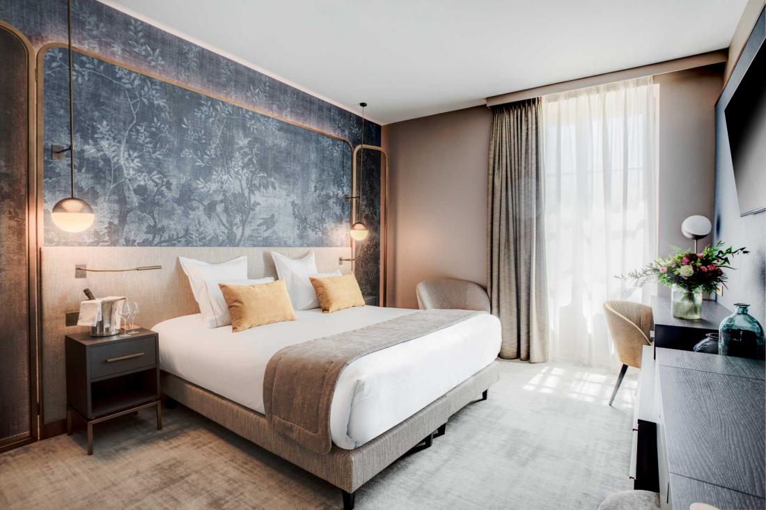 Terrasses privatives au rez-de-chaussée et vues sur la Loire au premier étage Terrasses privatives au rez-de-chaussée et vues sur la Loire au premier étage