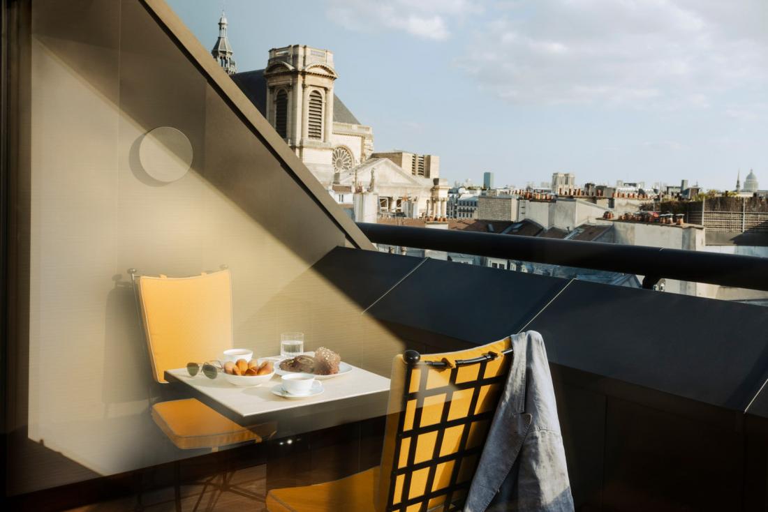 Petit déjeuner face à Saint-Eustache et Notre-Dame, le rendez-vous est pris