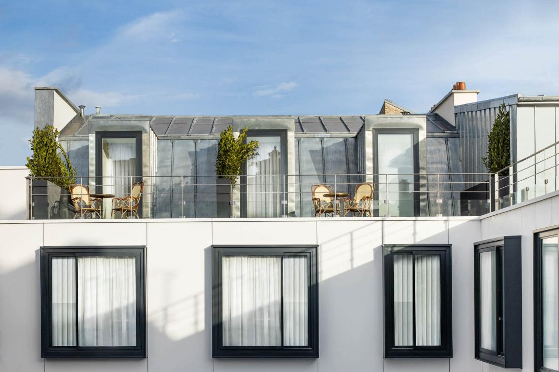 La Suite Opéra prend de la hauteur avec sa terrasse sur le patio et vue sur l’Opéra