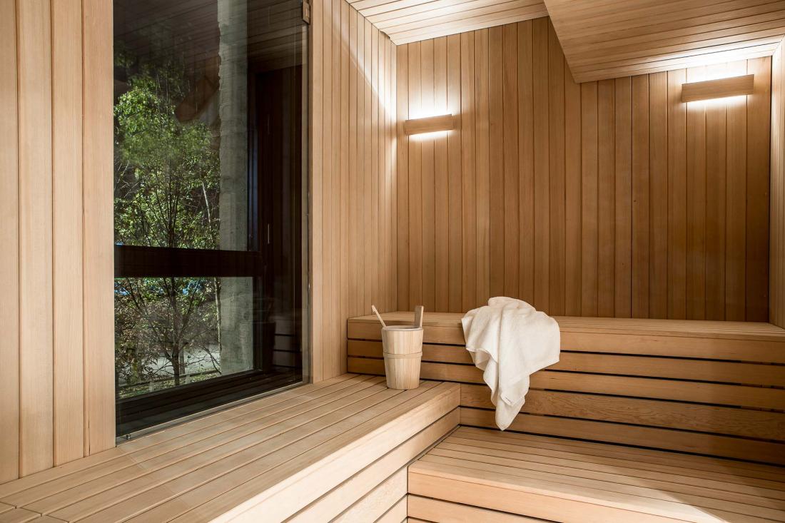 L’établissement dispose d’un spa avec sauna et hammam.