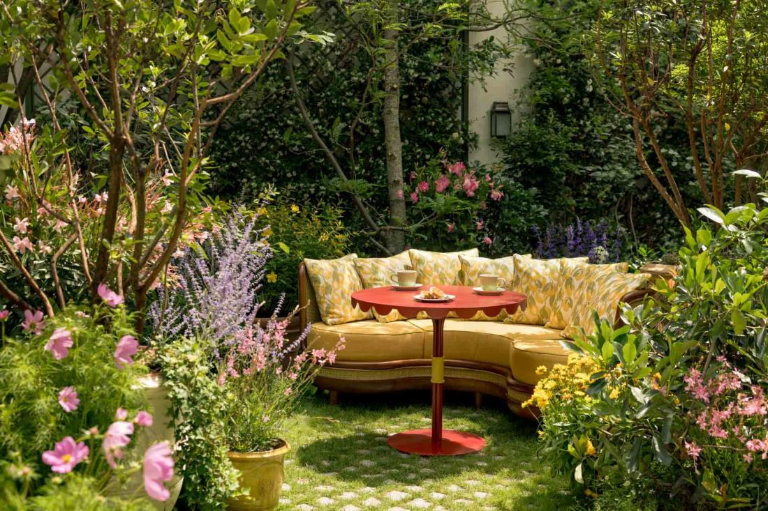 Avec son jardin en pleine terre, La Fantaisie s’appuie sur l’héritage de la rue pour proposer un concept autour du végétal Avec son jardin en pleine terre, La Fantaisie s’appuie sur l’héritage de la rue pour proposer un concept autour du végétal