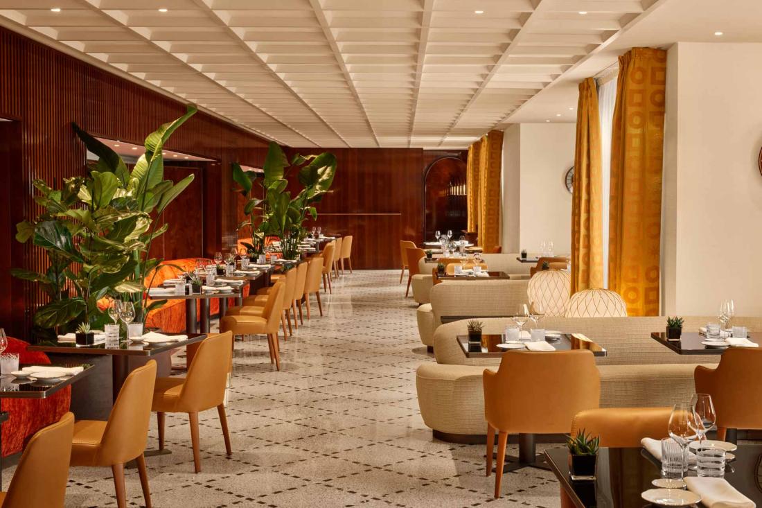 Situé au 5eme étage, Le restaurant Il Ristorante propose un menu signature signé par le chef Niko Romito Situé au 5eme étage, Le restaurant Il Ristorante propose un menu signature signé par le chef Niko Romito