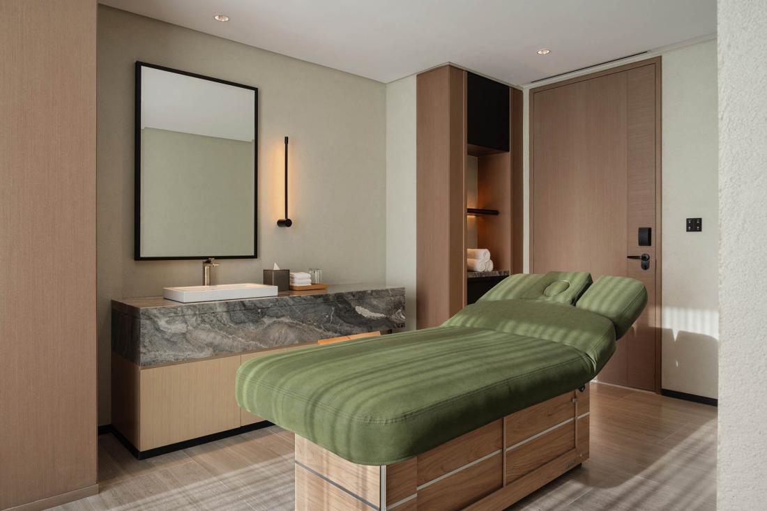 Les suites « recovery » sont équipées d’une cabine de soins dédiée Les suites « recovery » sont équipées d’une cabine de soins dédiée