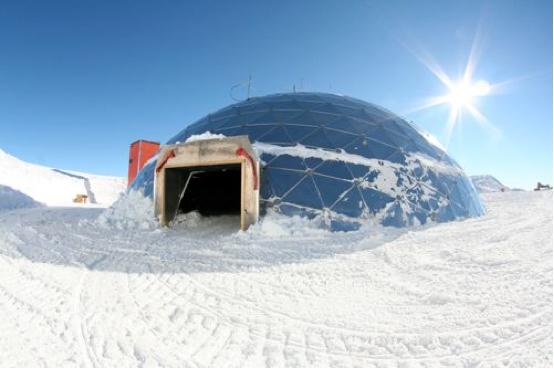 … sans oublier l’Igloo-Pod, pour dormir à la belle étoile avec tout le confort moderne