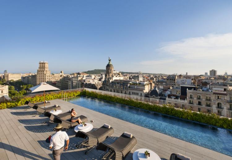 Le rooftop du Mandarin Oriental Barcelona YONDER