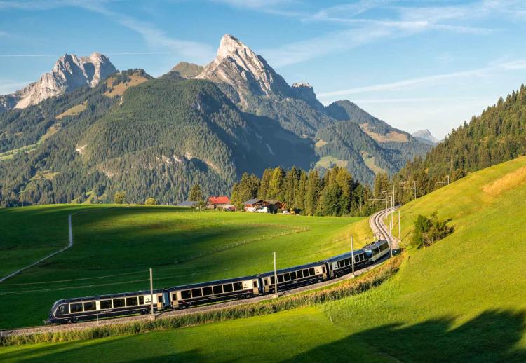 GoldenPass Express : un train panoramique direct entre Montreux et Interlaken