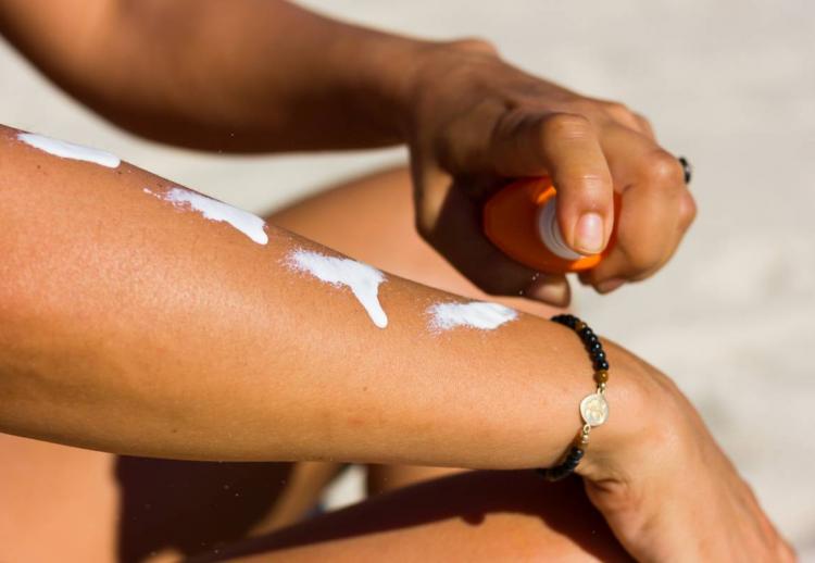 Crème solaire : achetez une marque de produits solaires bio