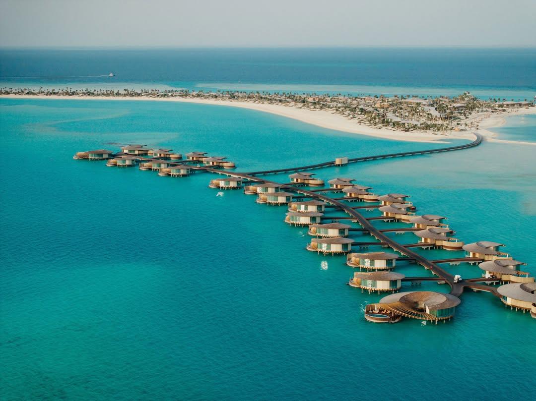 Parmi les plus beaux hôtels de la Mer Rouge, le ©thestregisredsea