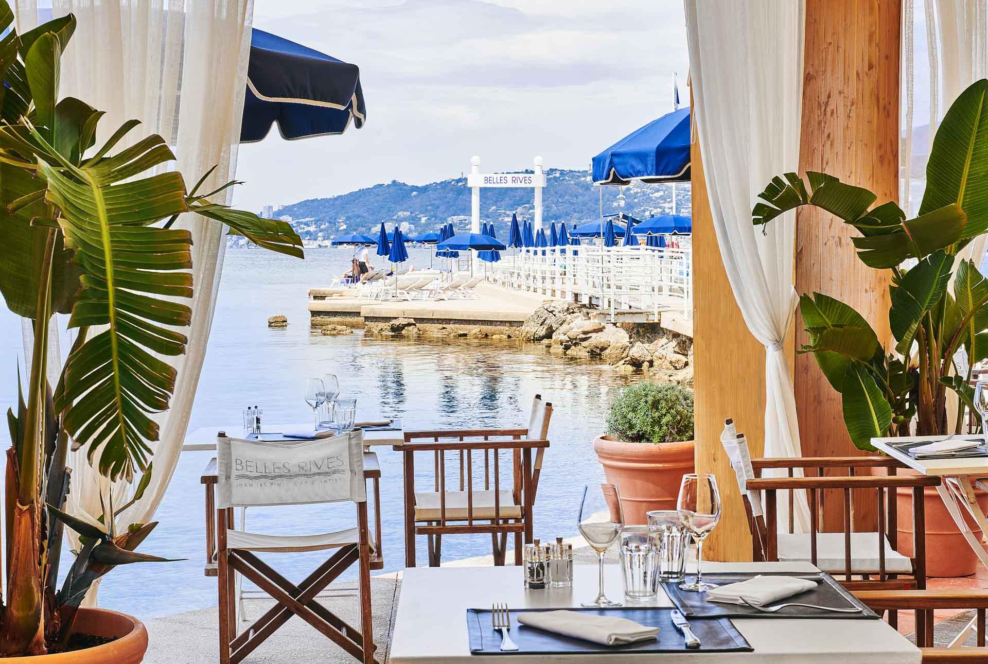 Le restaurant de plage de l’Hôtel Belle Rive