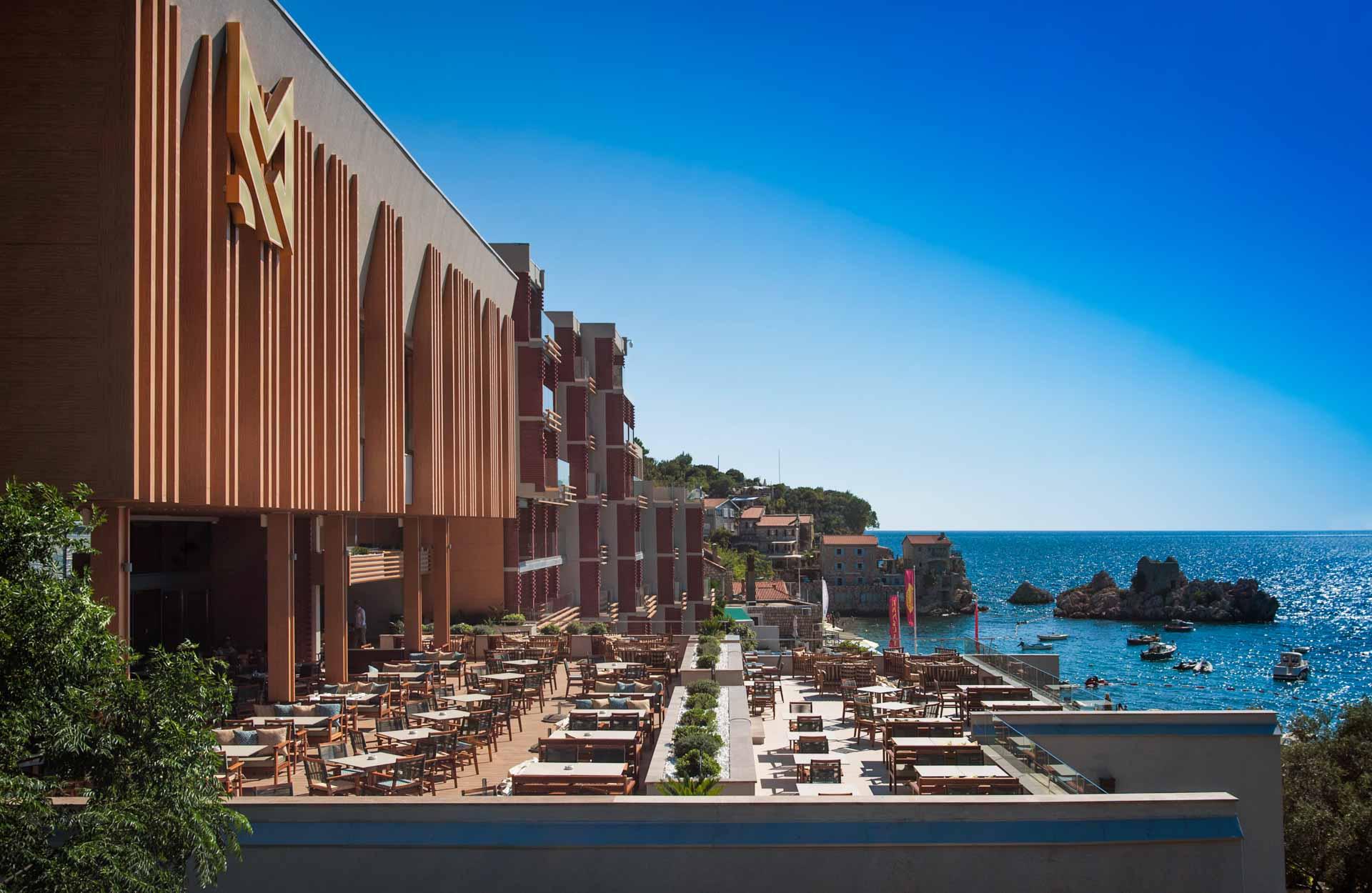 Maestral Resort & Casino