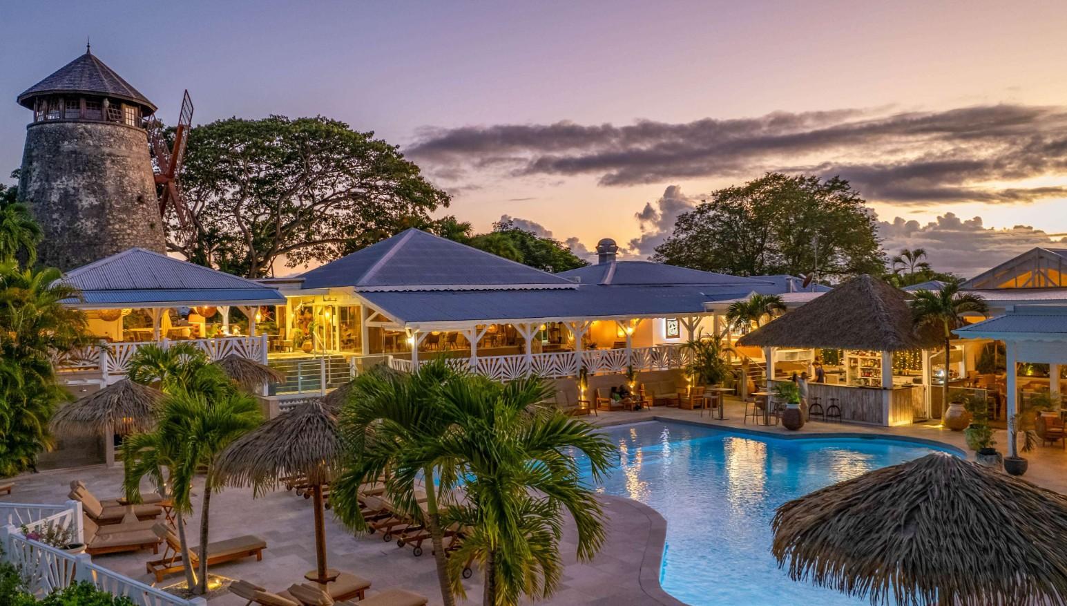 Vue de nuit de l’hôtel © Le Relais du Moulin