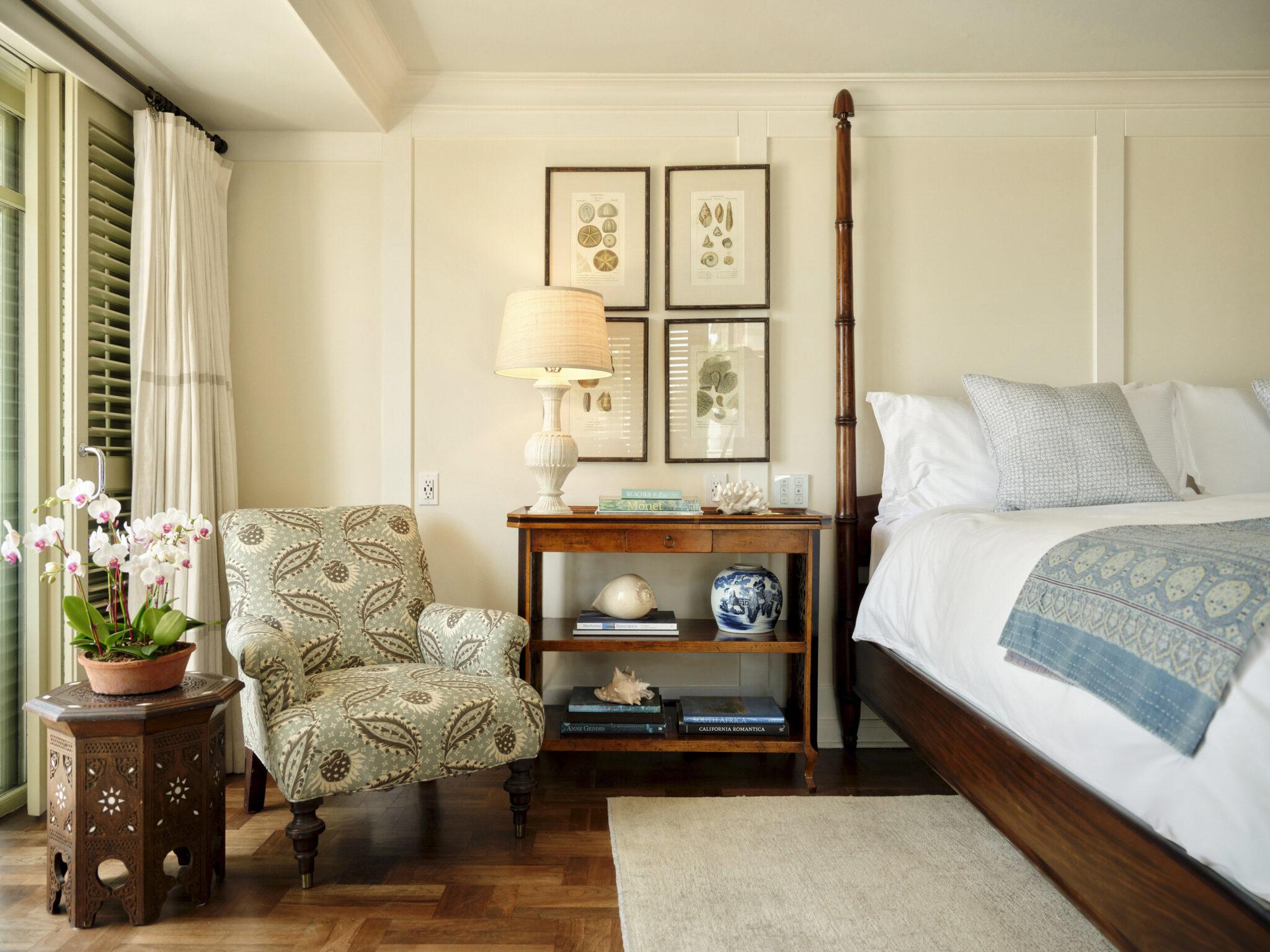 © Shutters on the Beach