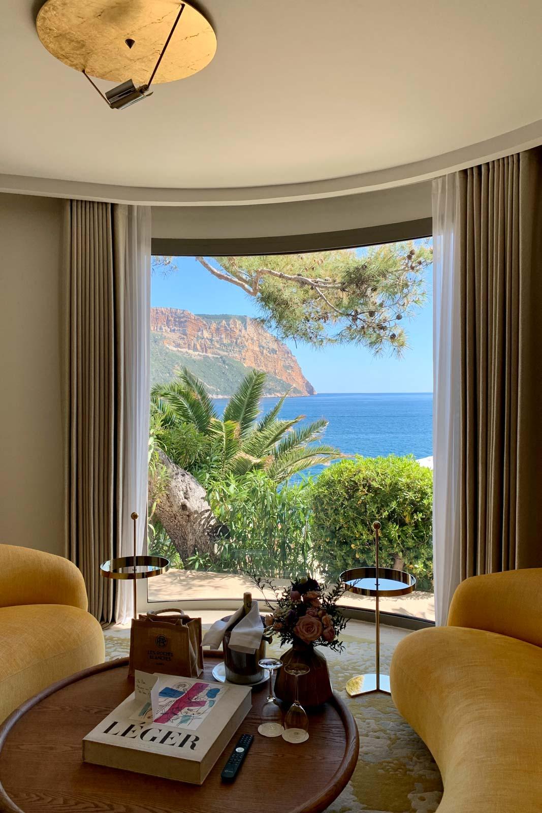 Les Roches Blanches, un hôtel en bord de plage © PG