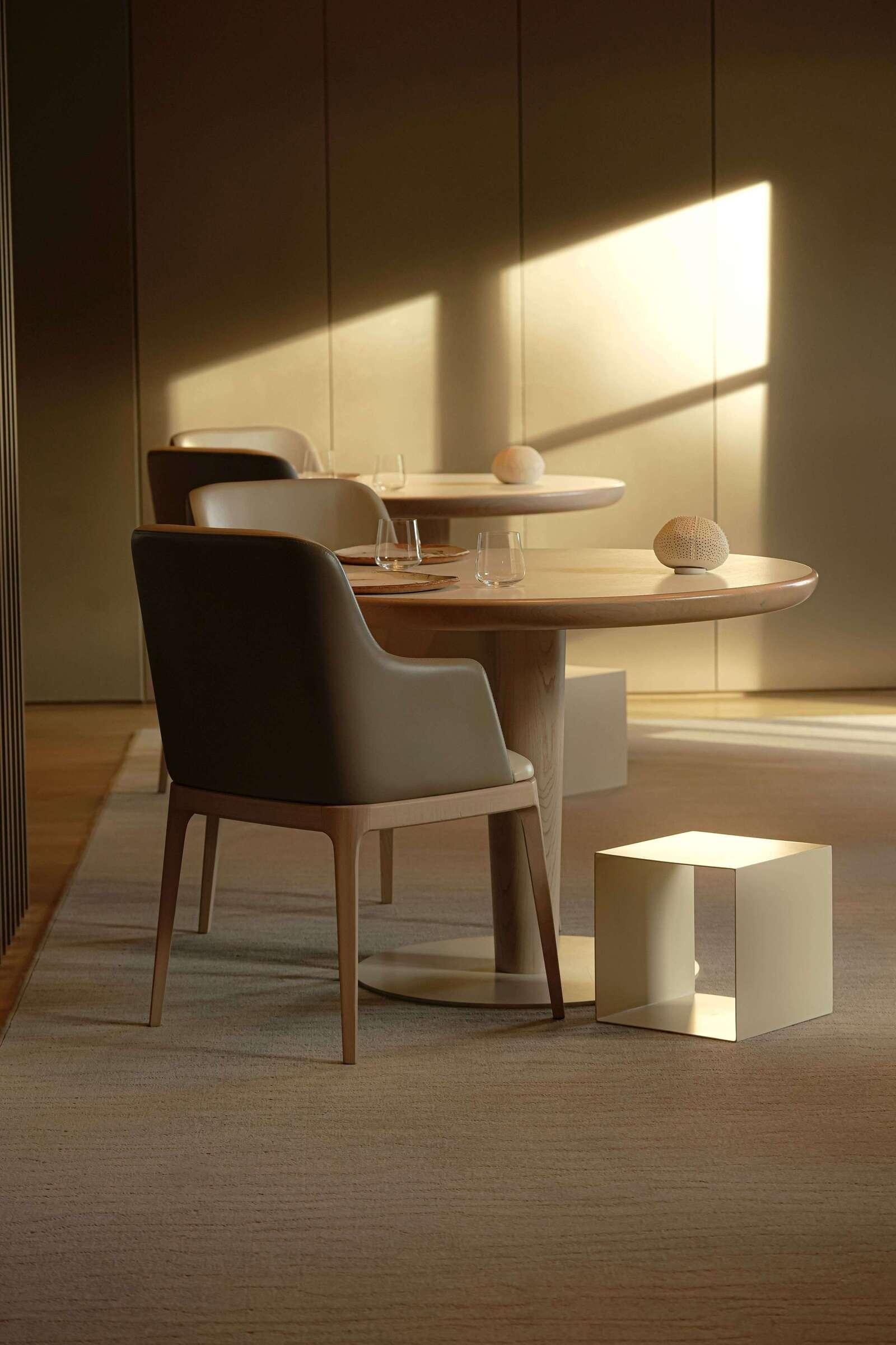 Le décor contemporain du restaurant gastronomique de l’hôtel © La Table de Castellet