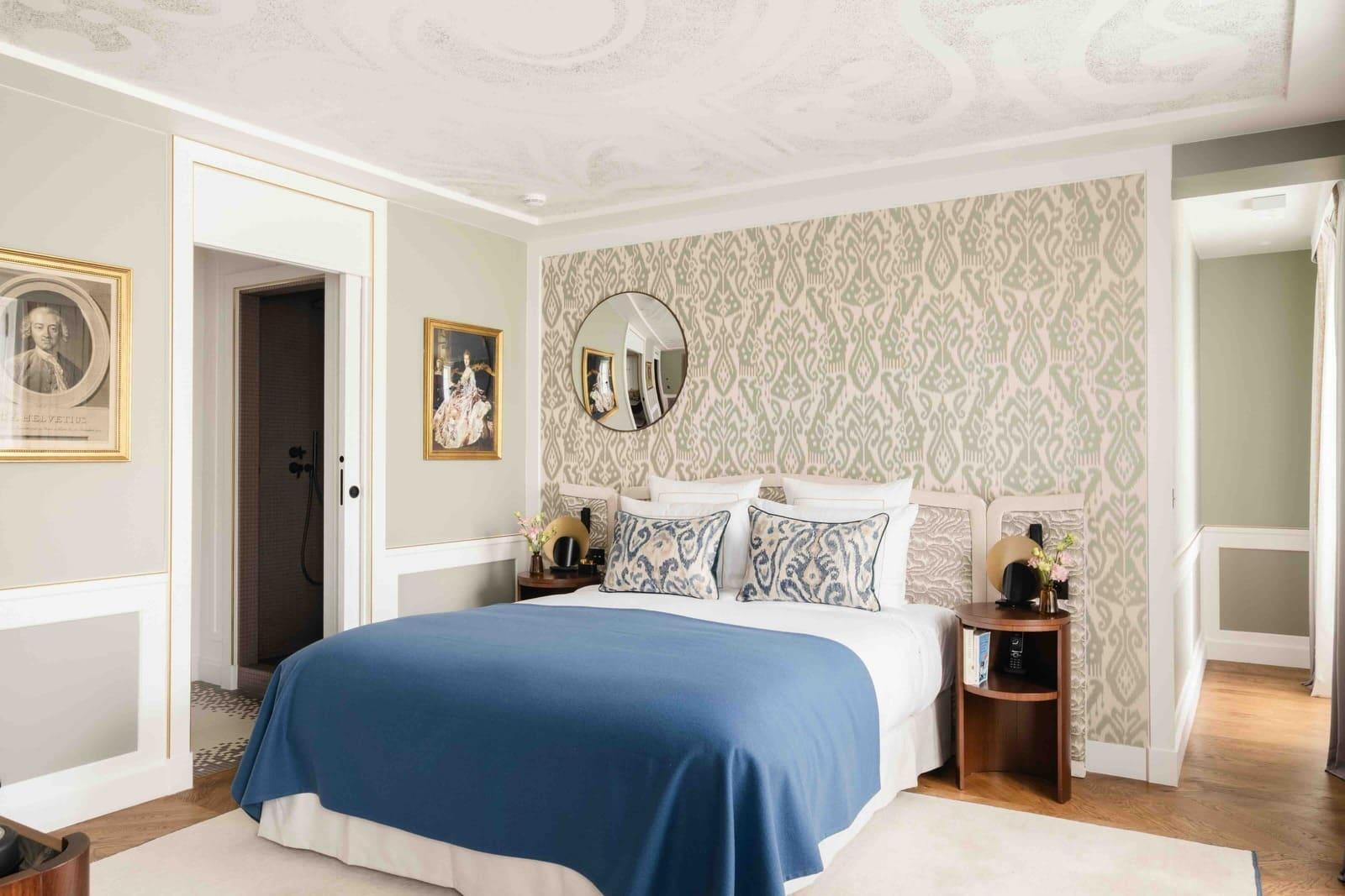 Une chambre dans l’hôtel à Versailles © Les Lumières