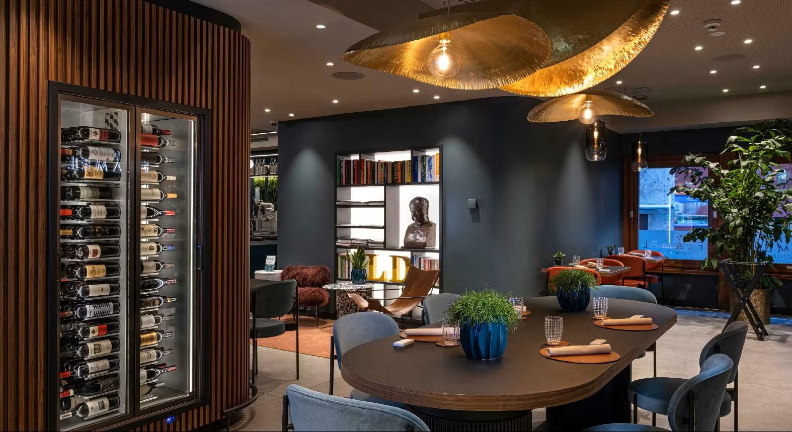 © Flamel Restaurant & Mixology Bar