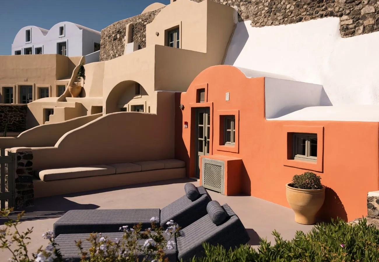 © Neema Maison Finika Santorini