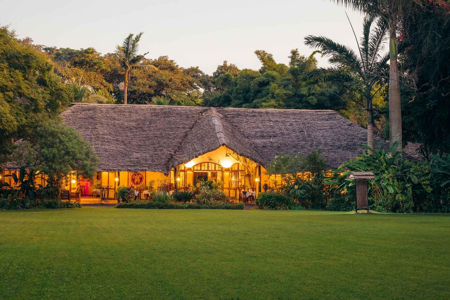 © Arusha Lodge Moivaro