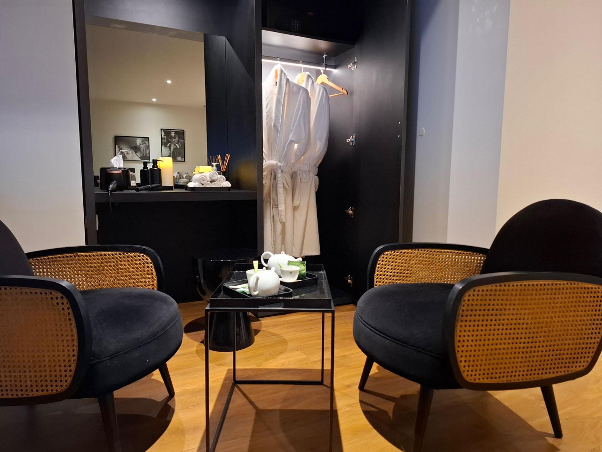  Un massage haute couture au Prieuré des Sources à Paris © DR