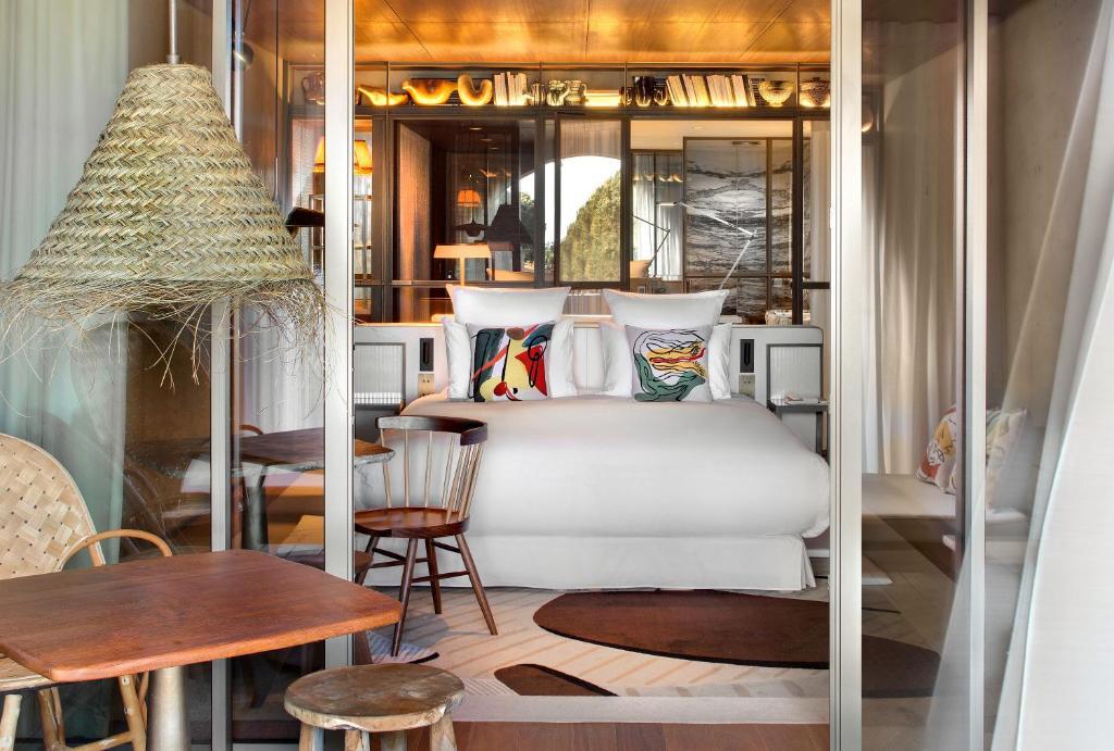 Une chambre dans une villa © Lily of the Valley