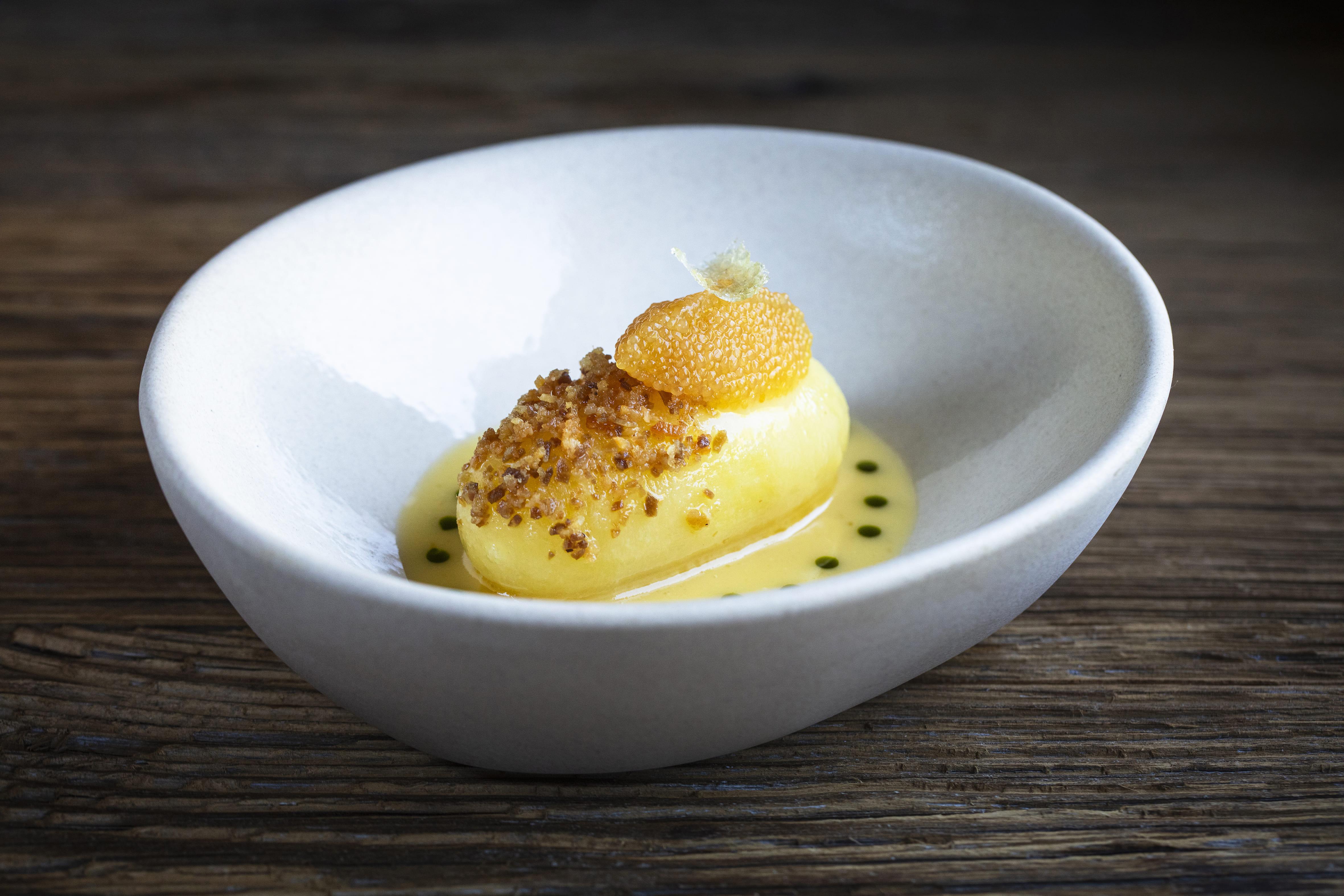 Pomme de terre confite dans un fumet de poisson © Matthieu Cellard 