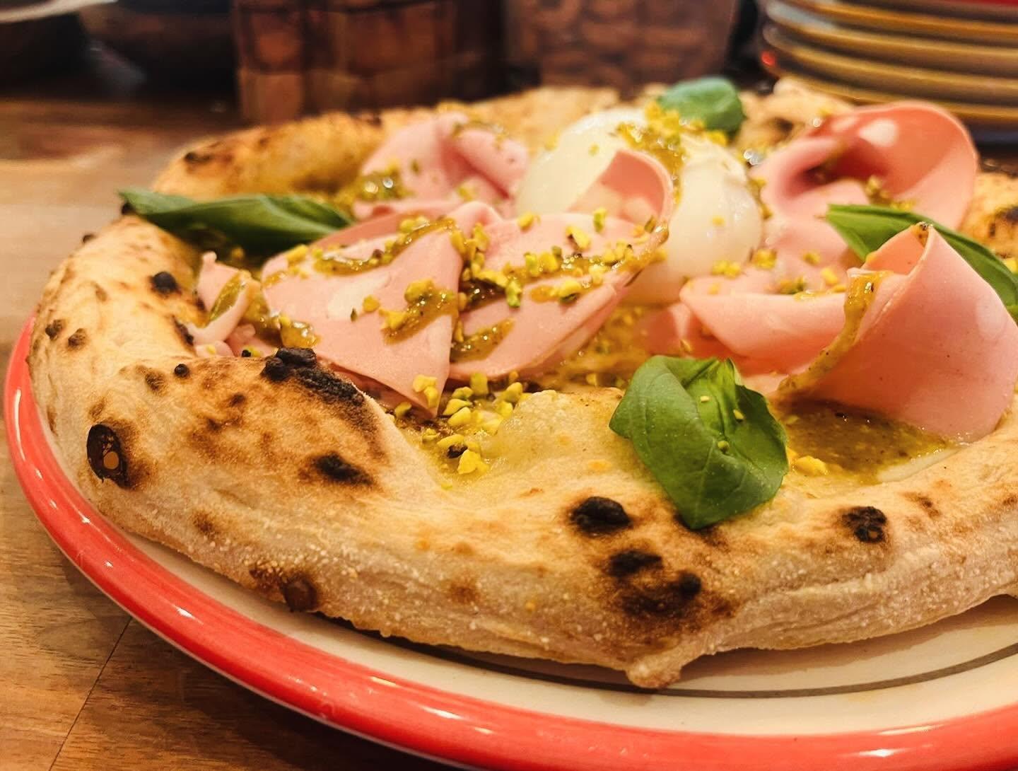 La pizza Bronte - Sapori d’Italia © DR