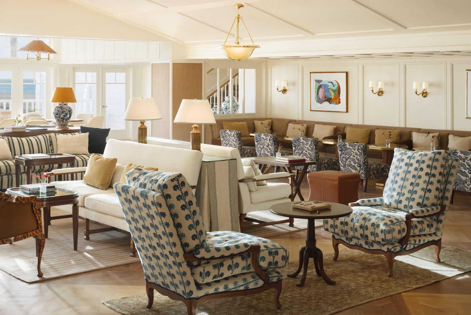 © Shutters on the Beach