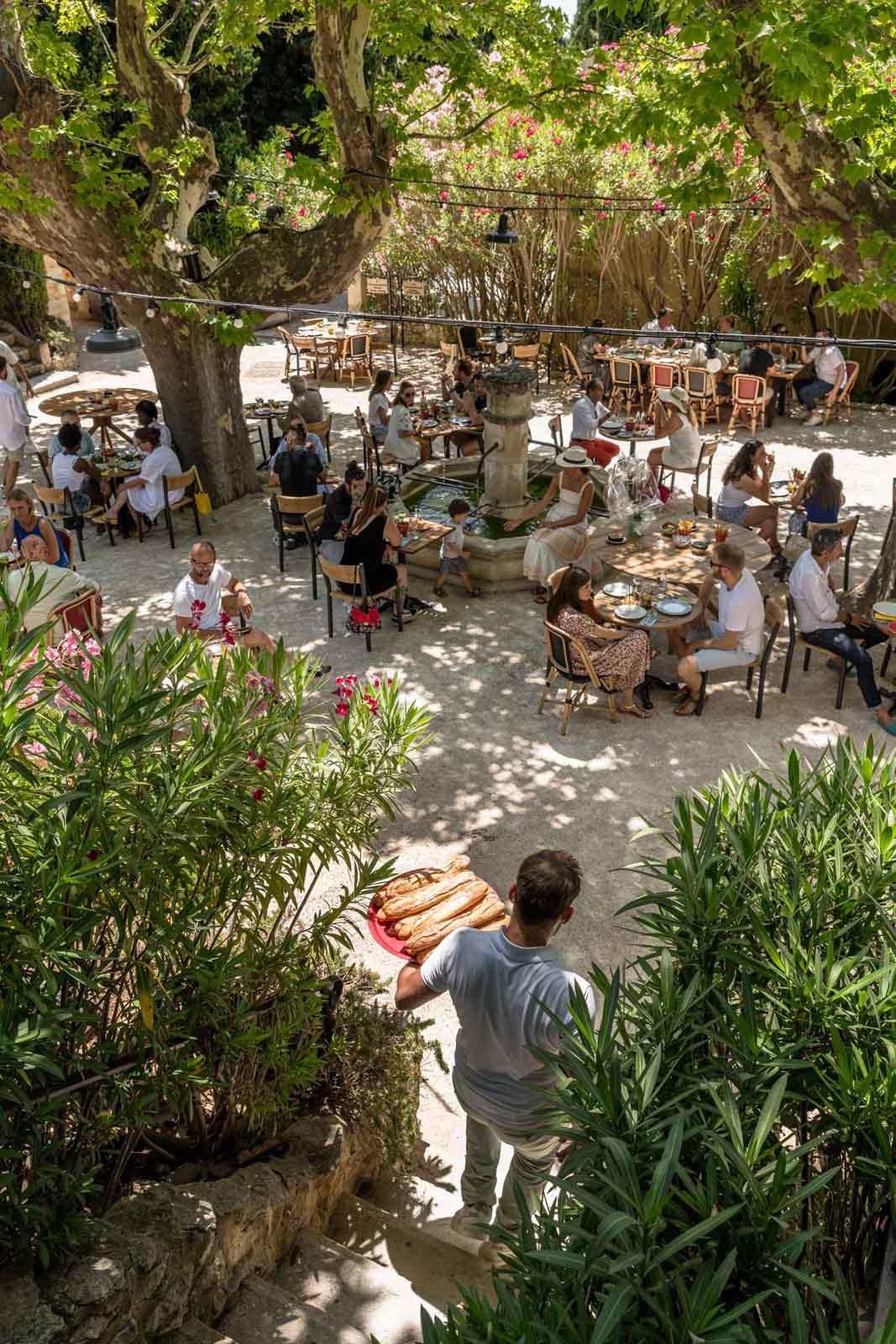 La Petite Guinguette au Hameau des Baux © Les Petites Maisons