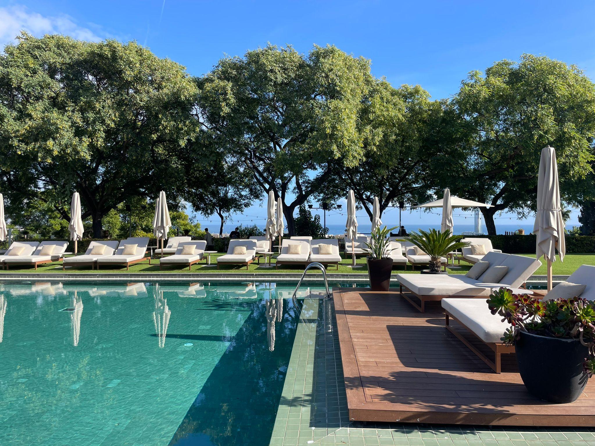 La piscine de l’hôtel © Hotel Miramar Barcelona