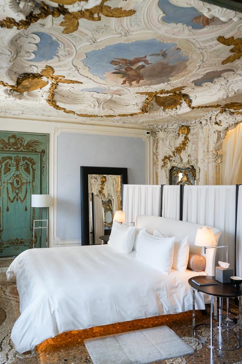 Aman Venice : la suite signature "Maddalena Stanza Canal Grande" © Aman