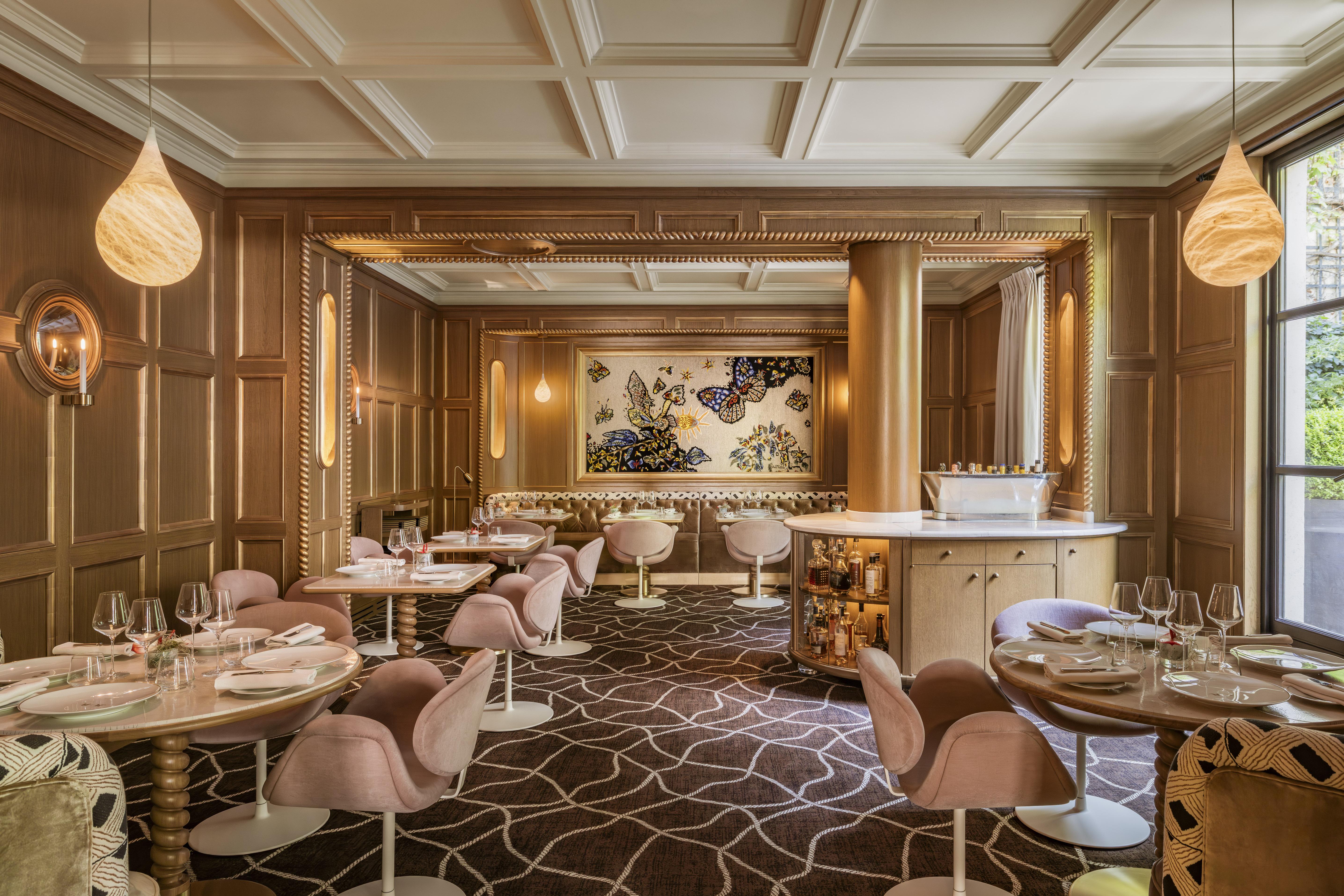 Dîner pour la Saint-Valentin au restaurant Anne © Pavillon de la Reine