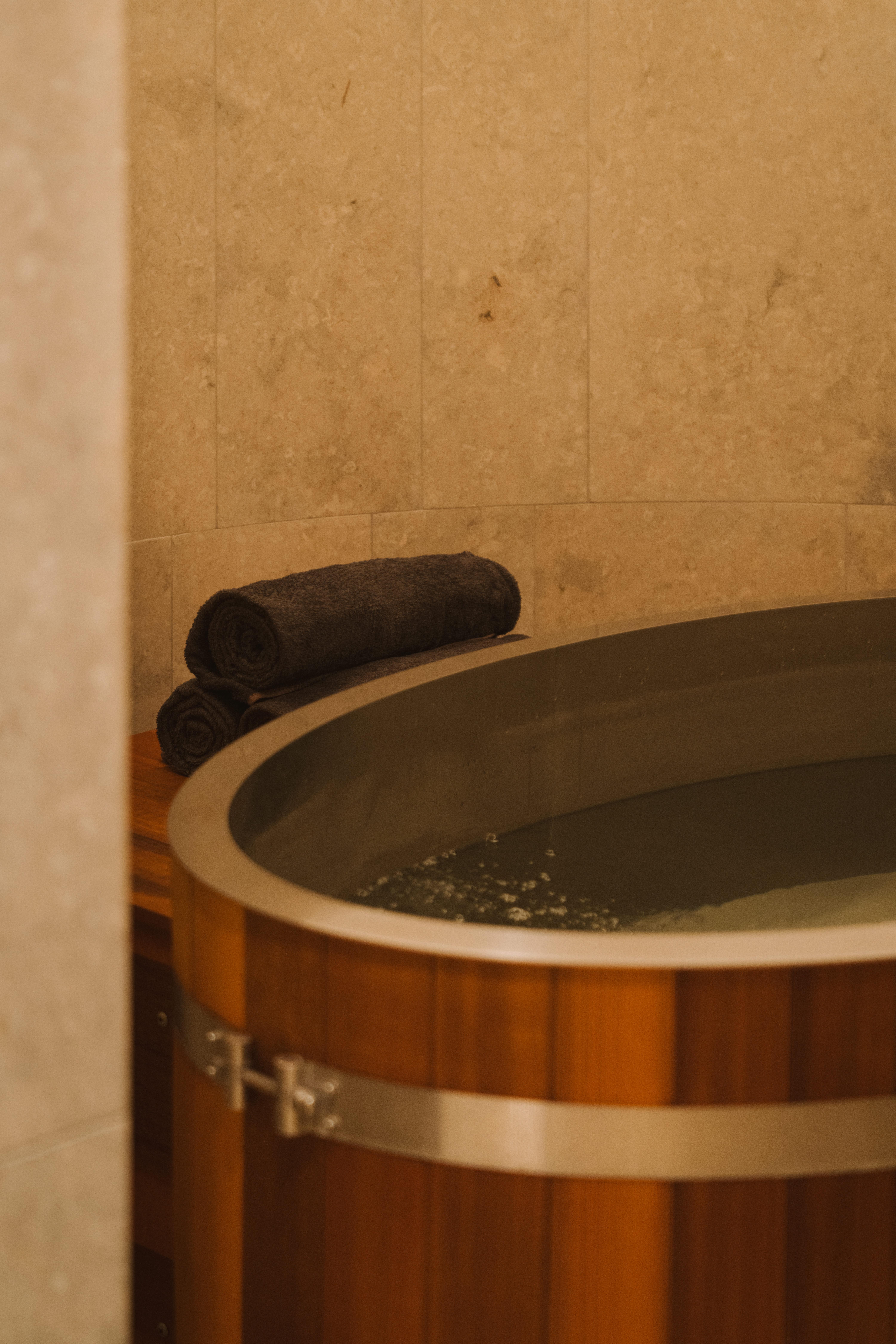 Le Ice Bath © Joann Pai