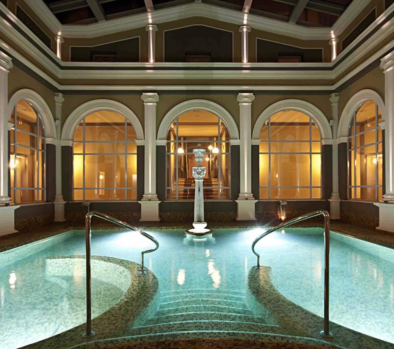 Une des piscines de l’hôtel © Bagni di Pisa 