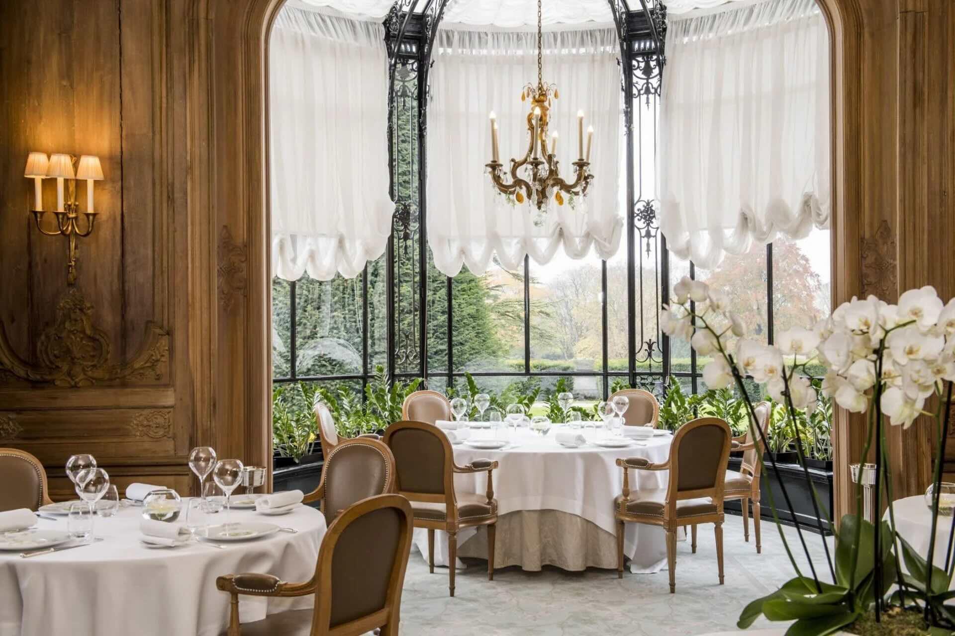Restaurant 2 étoiles MICHELIN au Domaine Les Crayères © DR