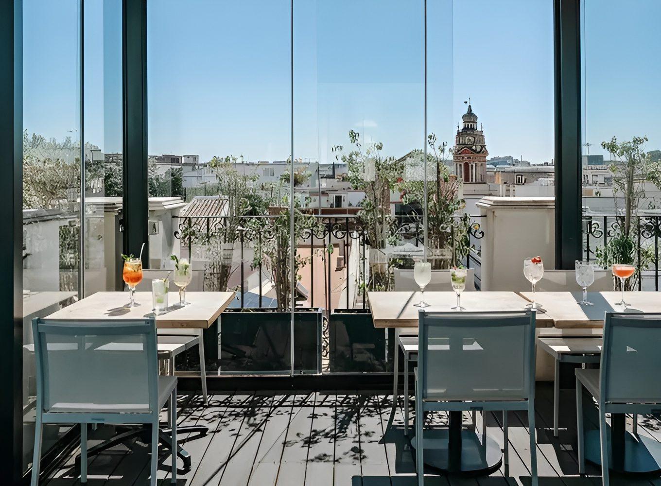 Bar rooftop gastronomique avec vue sur Séville © Vincci Selección Unuk 5 GL