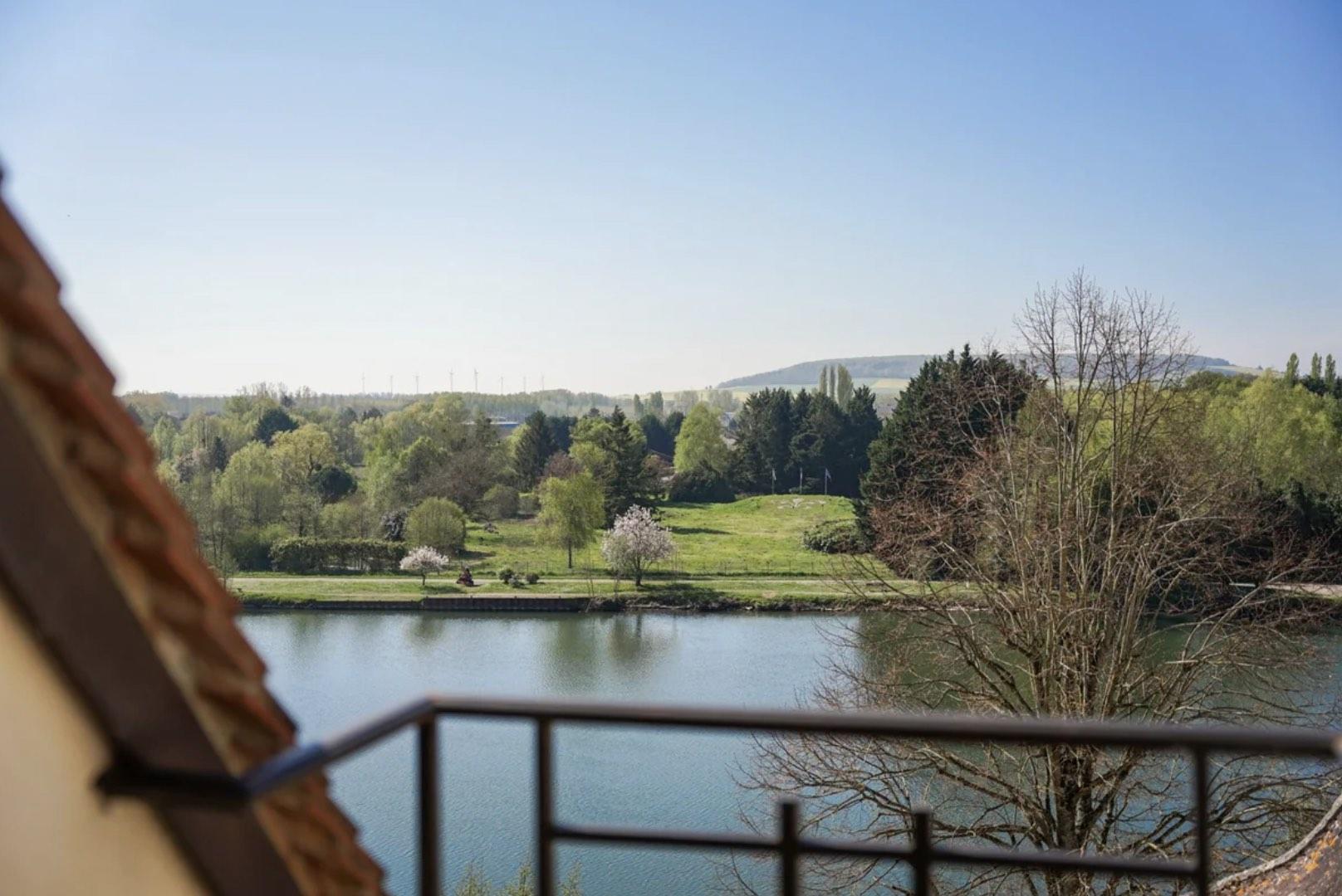 Découvrir la Bourgogne en septembre © La Côte Saint Jacques
