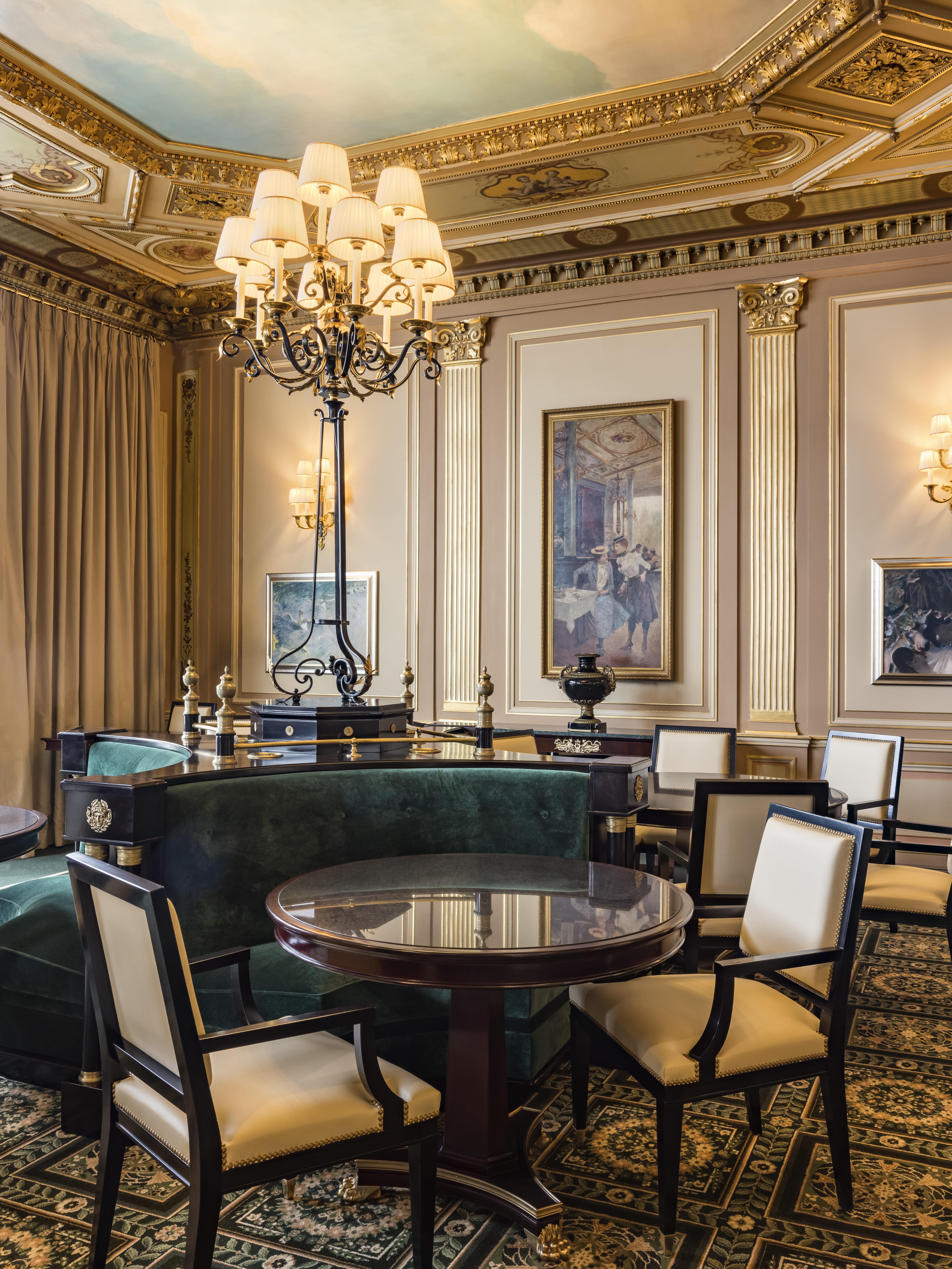 Le Café de la Paix à Paris © Jérôme Galland