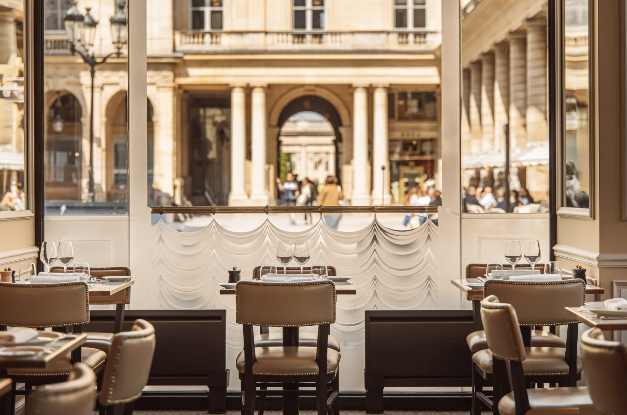 Salle de la brasserie © Brasserie du Louvre