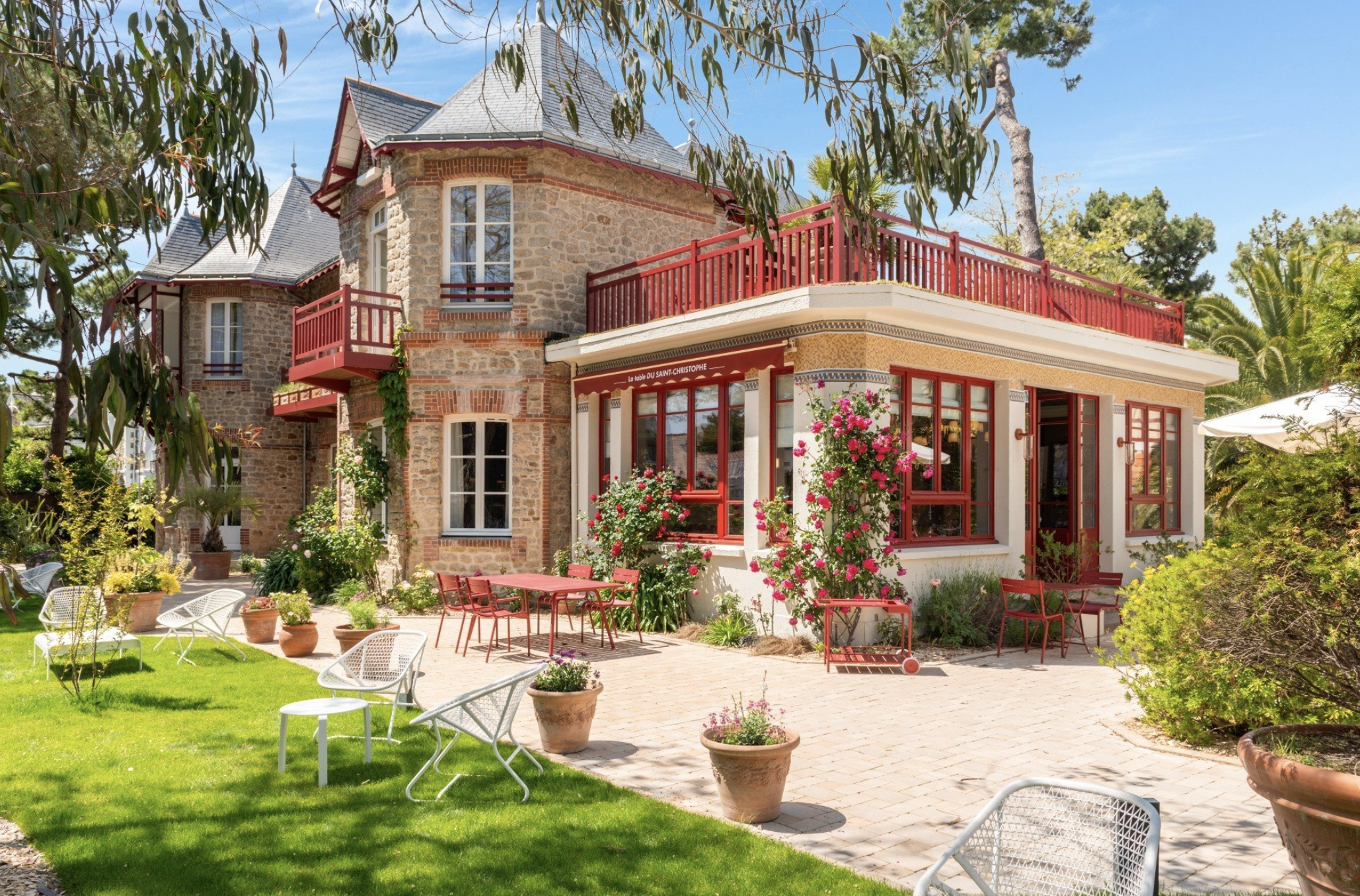 La façade de l’Hôtel Saint-Christophe © Hôtel Saint-Christophe
