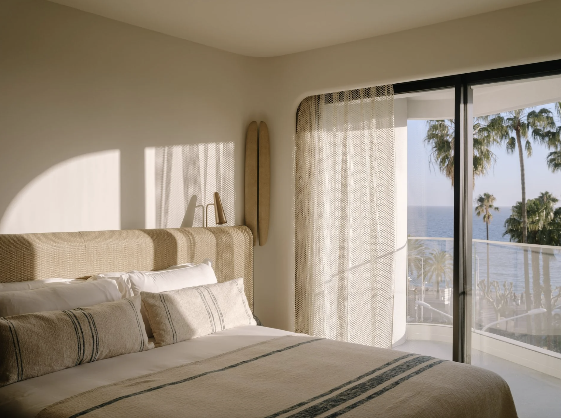 Une chambre de l’hôtel © Hôtel & Spa Belle Plage