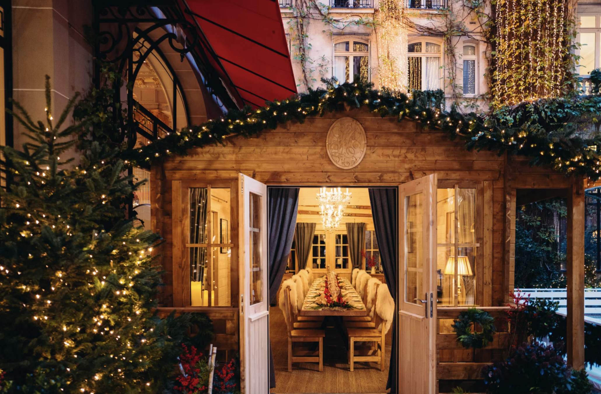 Le Chalet de Noël du Plaza Athénée © Plaza Athénée