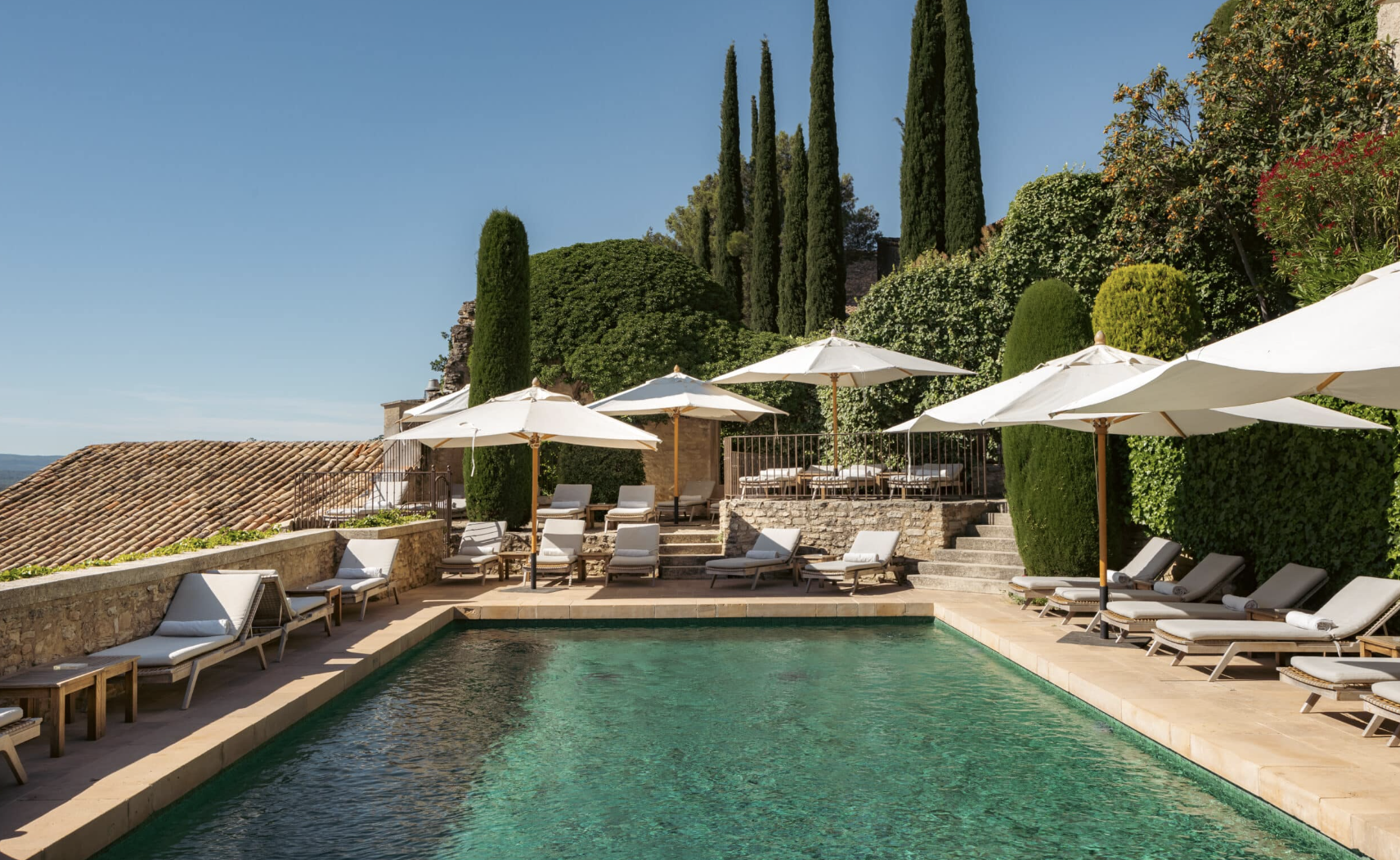 La piscine de l’hôtel © Hôtel Crillon Le Brave