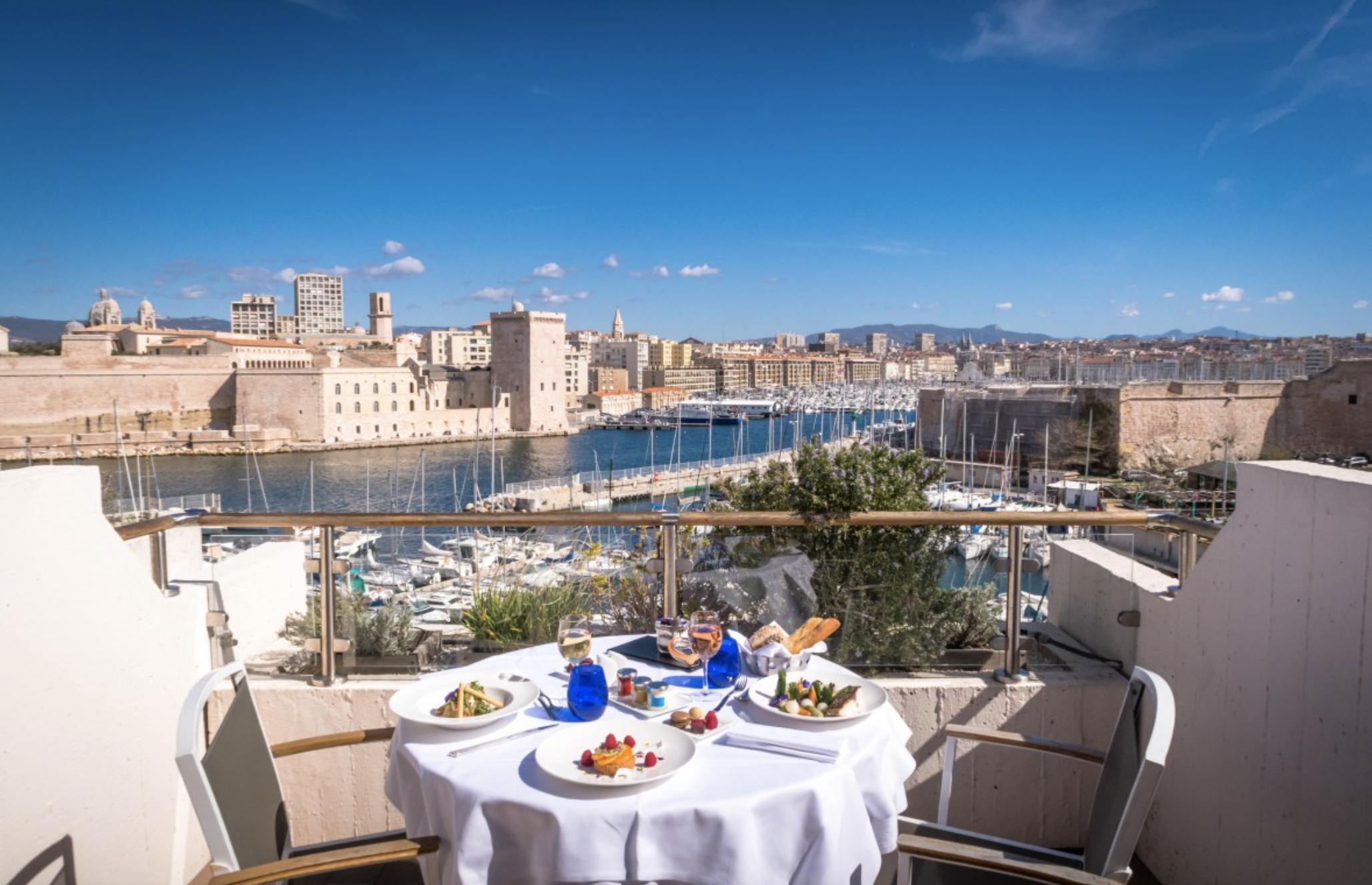 Une vue depuis l’hôtel spa © Sofitel Marseille Vieux Port